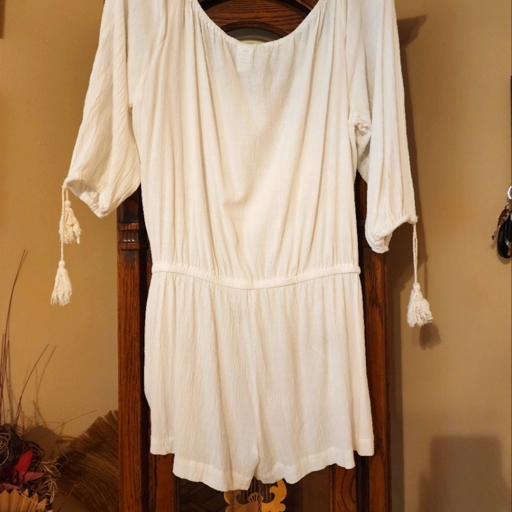 L*SPACE Women's 3/4 Sleeve Romper - Picture 4 of 12
